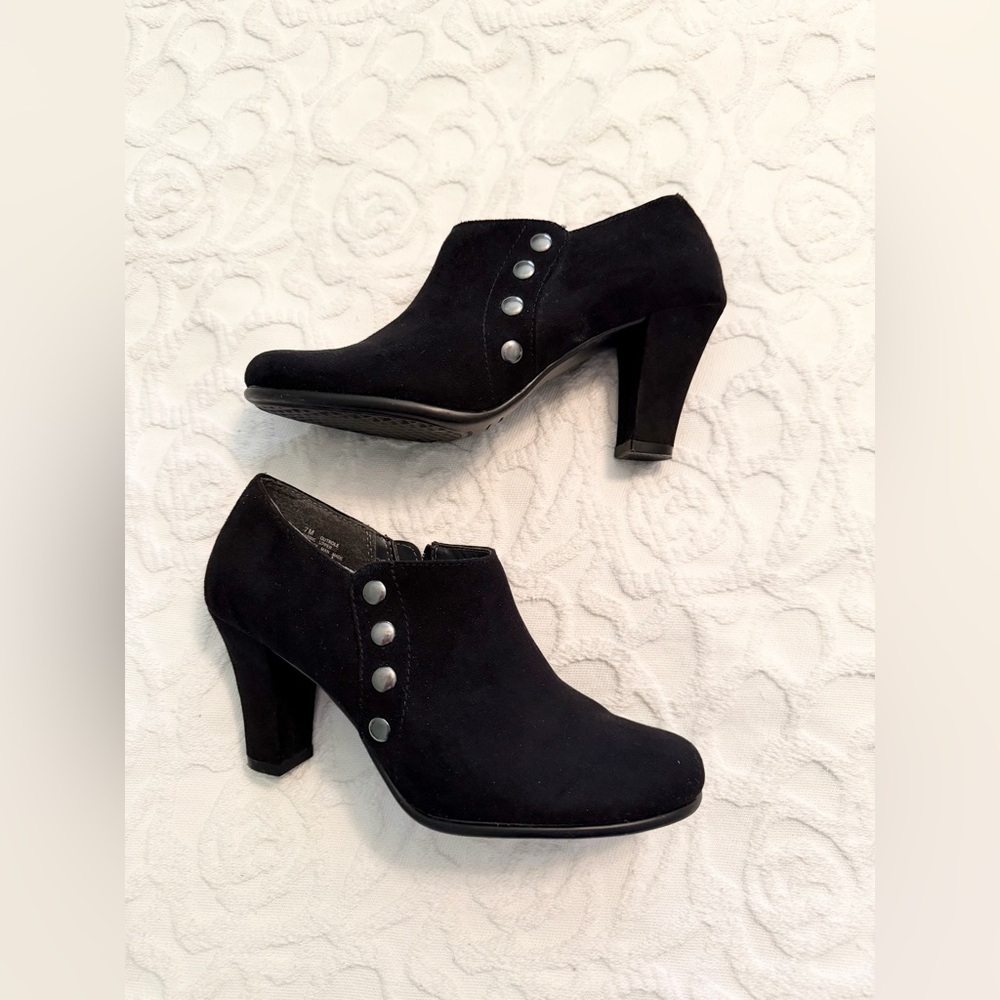 Aeropostale Black Heeled Boots with Silver Accents